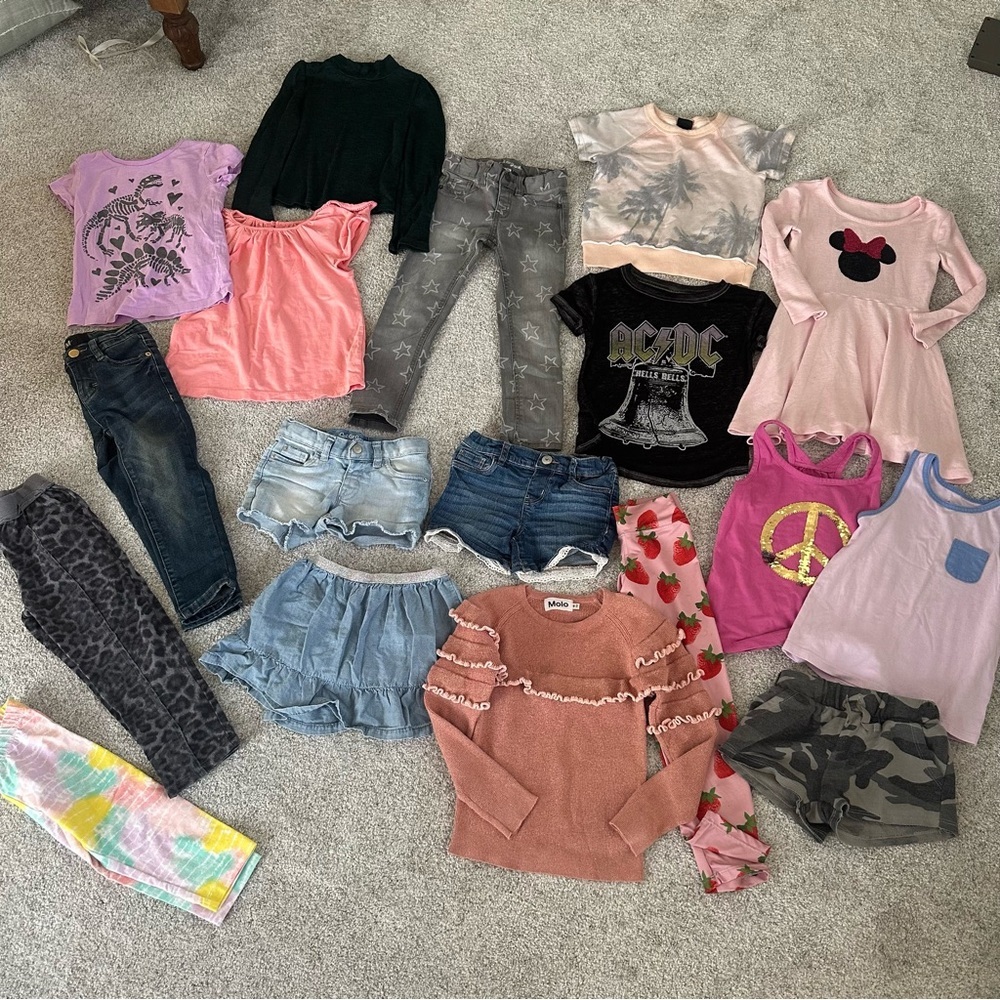 Girls 4t 18 piece clothing lot. Cat & jack, Carter’s, splendid